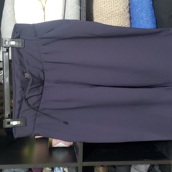 RYU Pants - Picture 2 of 9